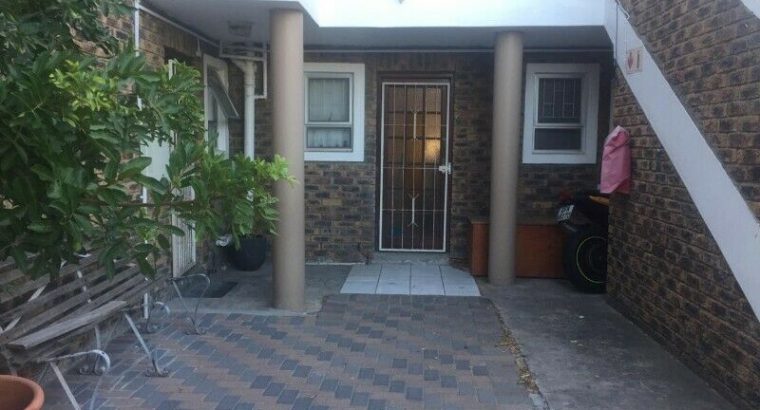 2 bedroom Apartment for sale In Tableview